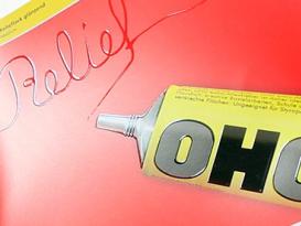 Relieflack glänzend mit mittlerer Höhe im Siebdruck - 2.02